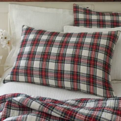 Quilts & Matelasses<Taylor Linens Aberdeen Quilt
