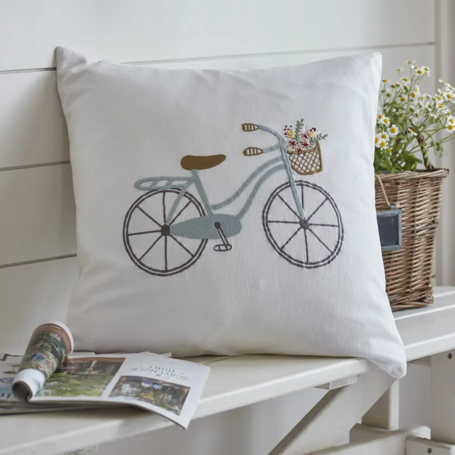 Seaside | Camps & Cottages<Taylor Linens Beach Bicycle – Porch Pillow