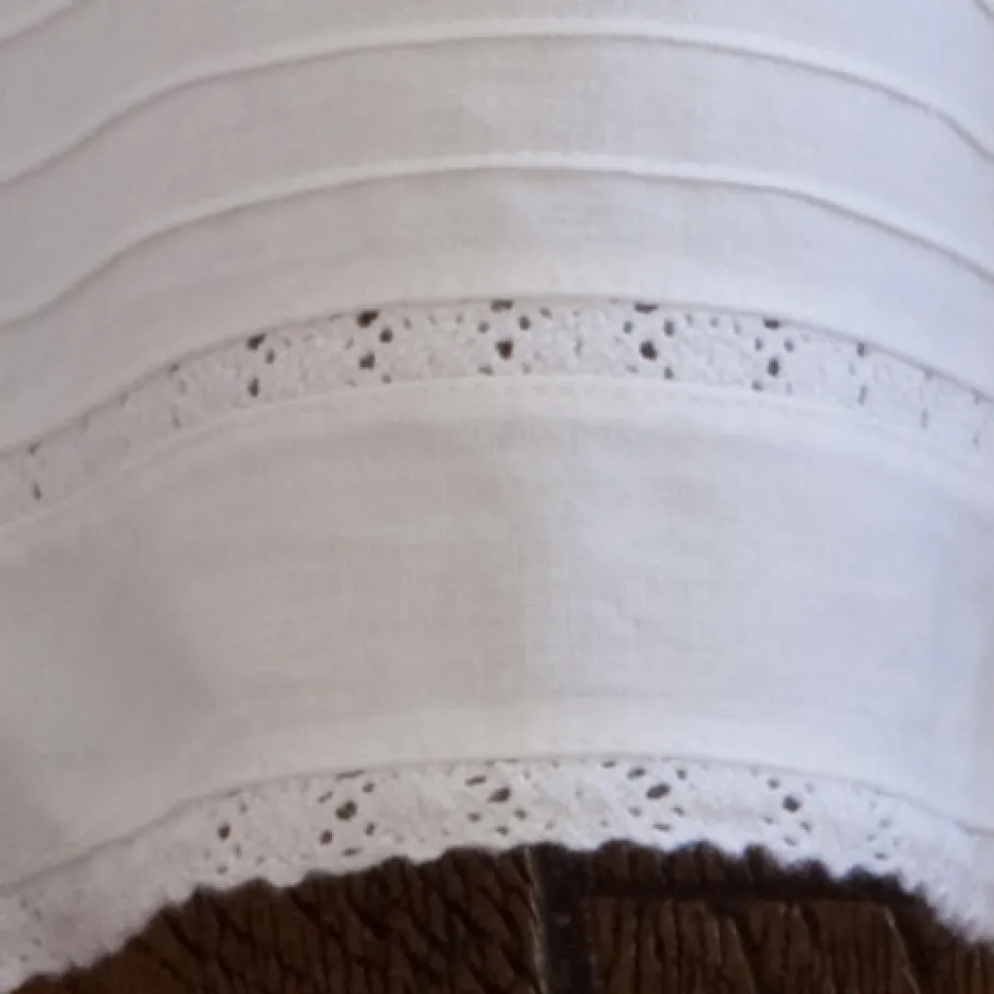 Bed Skirts<Taylor Linens Elisa Egg-Shell White Bed Skirt