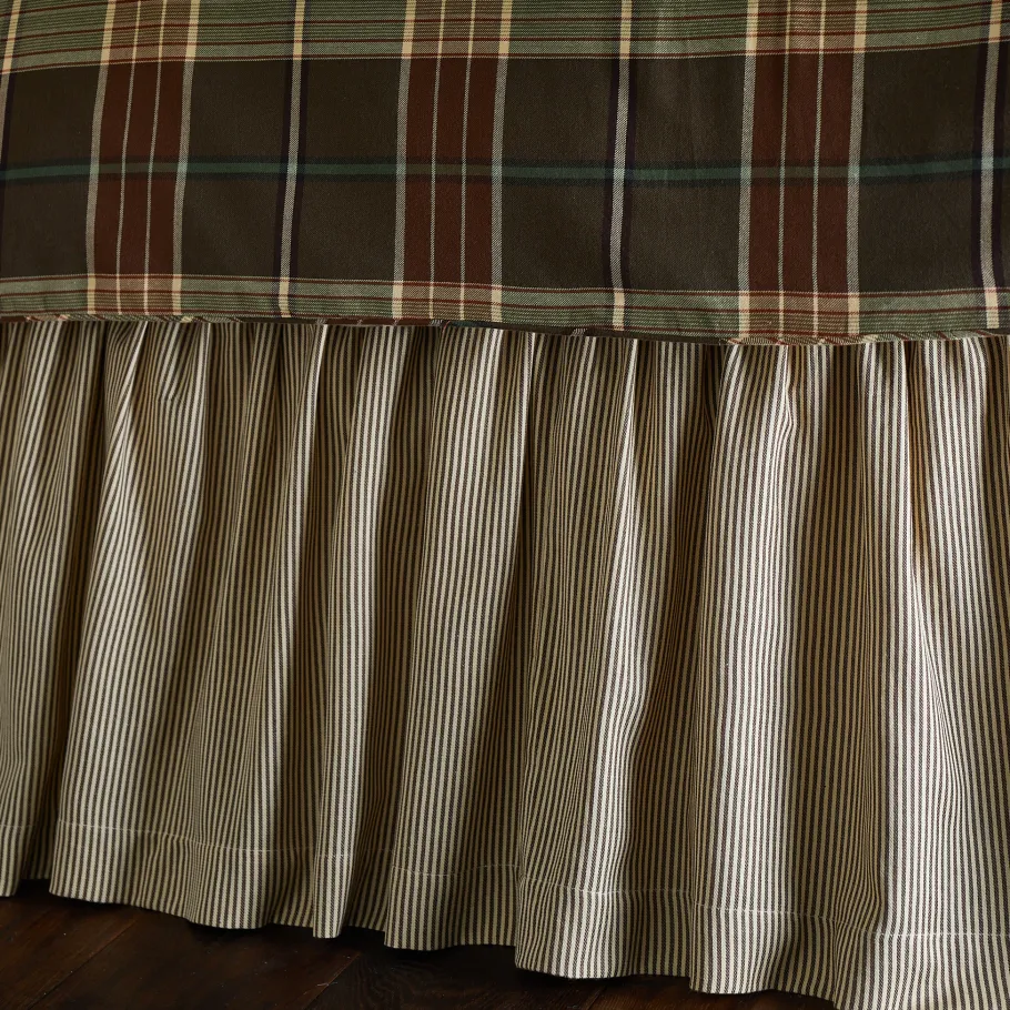 Bed Skirts<Taylor Linens Farmhouse Stripe Bed Skirt