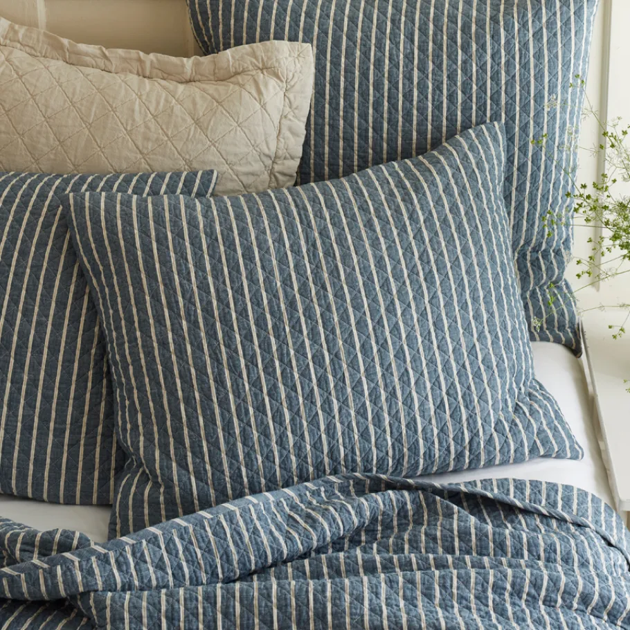 Quilts & Matelasses<Taylor Linens Hayslip Indigo Quilt