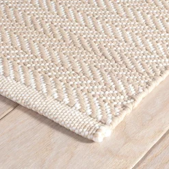 Rugs<Taylor Linens Herringbone Linen/White Handwoven Indoor/Outdoor Rug