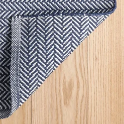 Rugs<Taylor Linens Herringbone Navy/Ivory Handwoven Indoor/Outdoor Rug