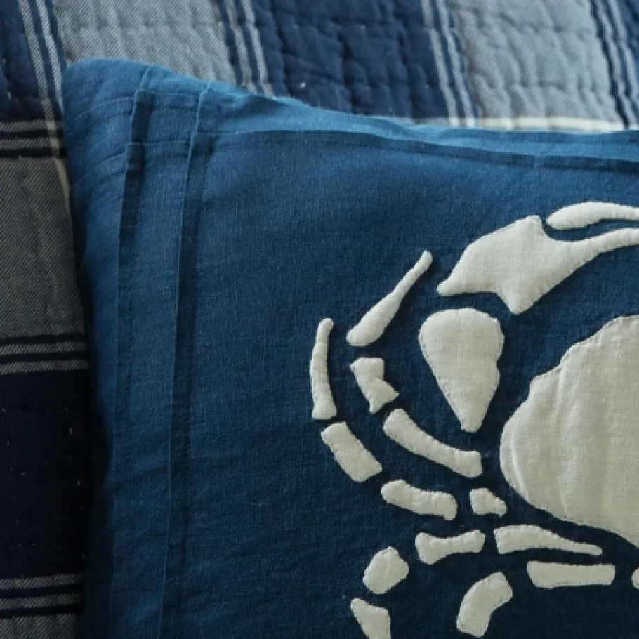 Seaside | Camps & Cottages<Taylor Linens Indigo Linen Crab Pillow