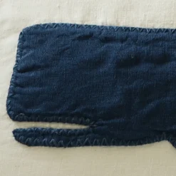 Seaside | Camps & Cottages<Taylor Linens Indigo Whale on White Linen Pillow
