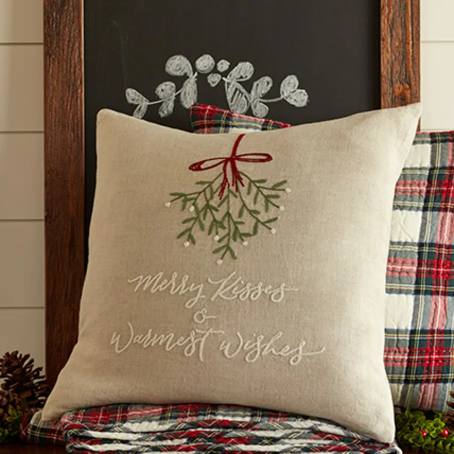 Winter Embroideries<Taylor Linens Merry Kisses & Warmest Wishes on Natural Linen Pillow