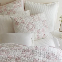 Quilts & Matelasses<Taylor Linens Molly Quilt