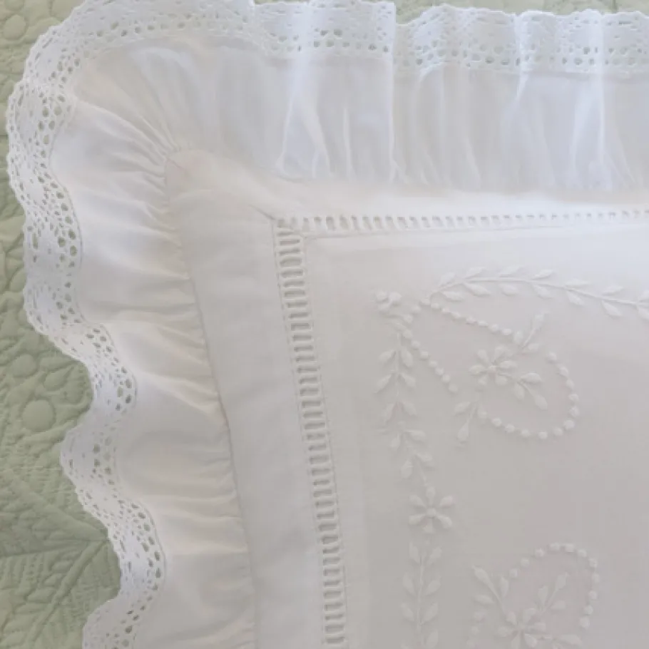 Sentimental Embroideries<Taylor Linens Prairie Crochet Breakfast Pillow