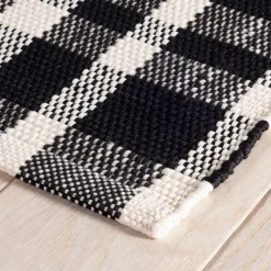 Rugs<Taylor Linens Tattersall Black Handwoven Indoor/Outdoor Rug