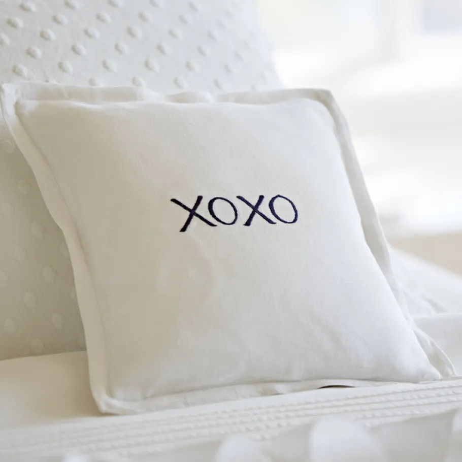 Sentimental Embroideries<Taylor Linens XOXO Indigo on White Linen Pillow